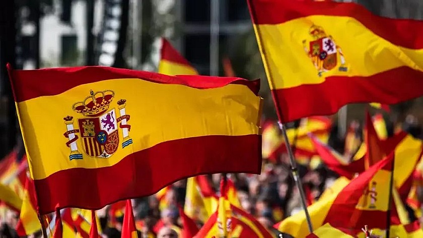 12 Oktober: De Nationale Feestdag van Spanje in Medvilla Spanje