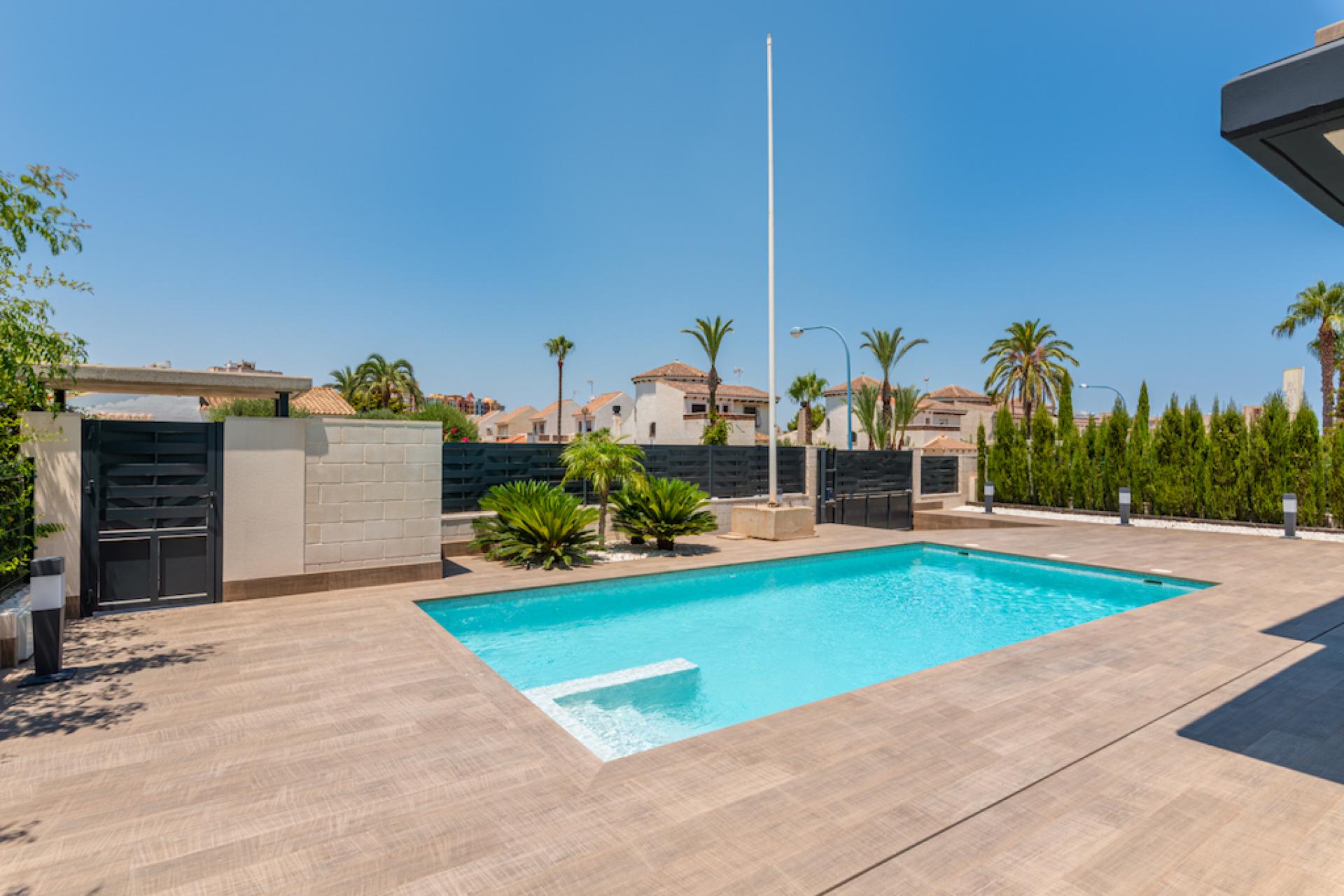 4 slaapkamer Villa in La Manga Del Mar Menor - Nieuwbouw in Medvilla Spanje