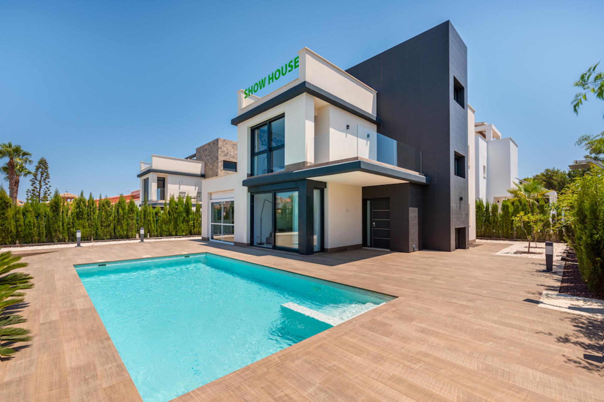 4 slaapkamer Villa in La Manga Del Mar Menor - Nieuwbouw in Medvilla Spanje