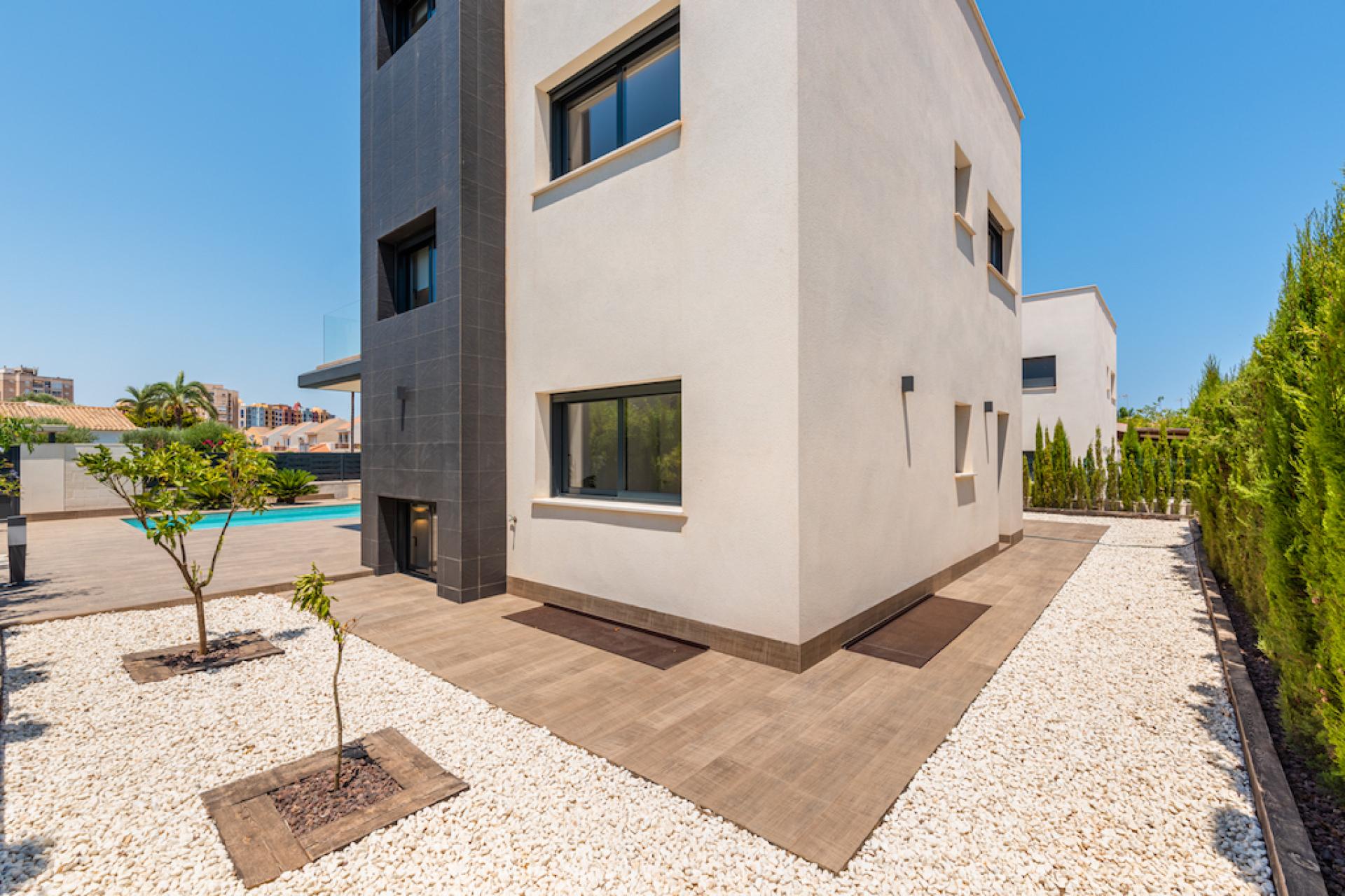 4 slaapkamer Villa in La Manga Del Mar Menor - Nieuwbouw in Medvilla Spanje