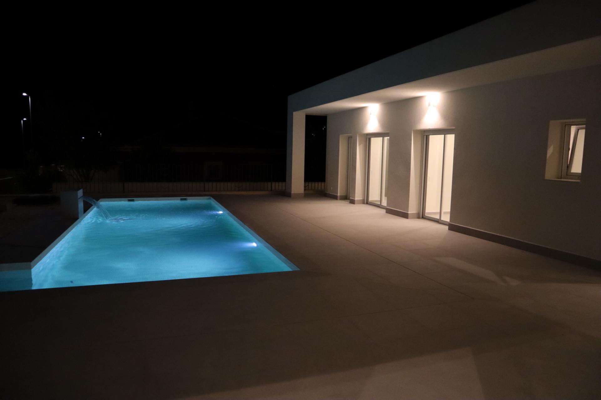 Nieuw te bouwen villa aan Costa Blanca in Medvilla Spanje