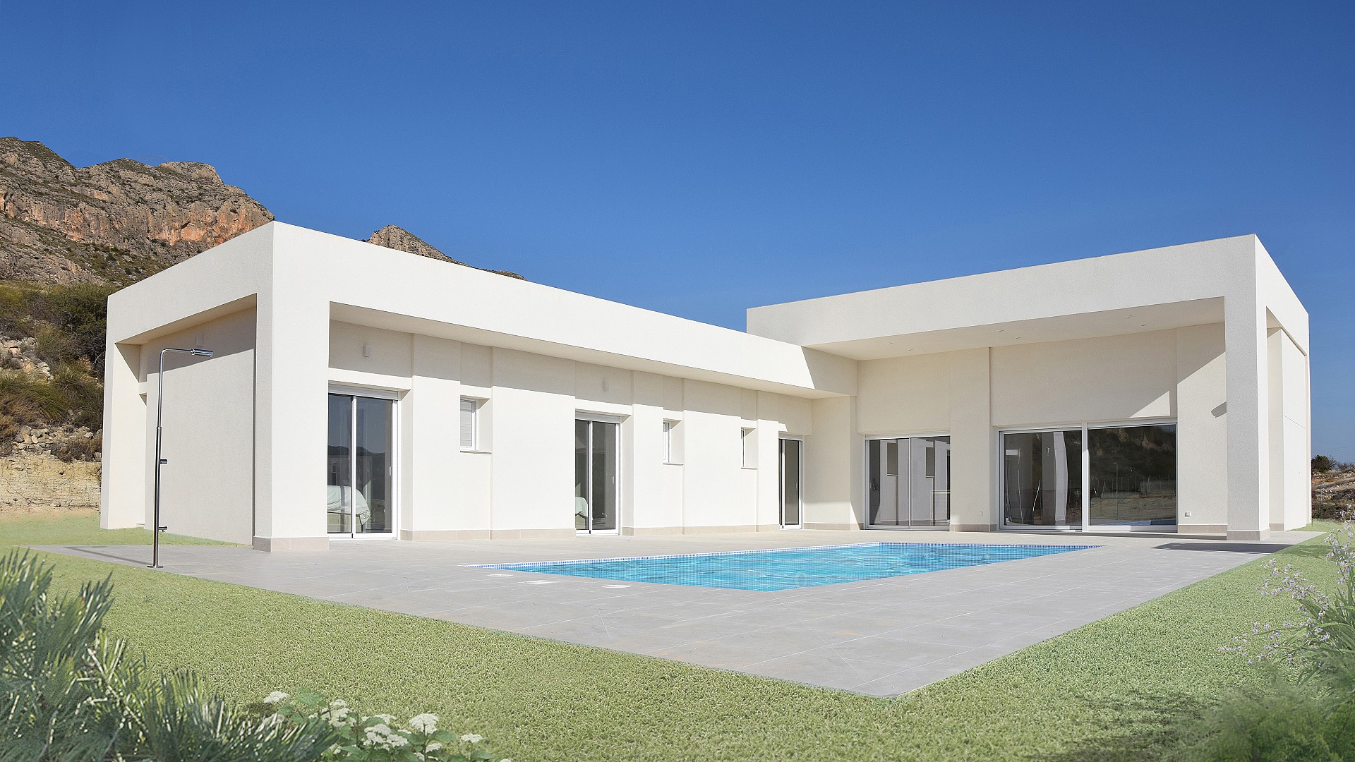 Nieuw te bouwen villa aan Costa Blanca in Medvilla Spanje