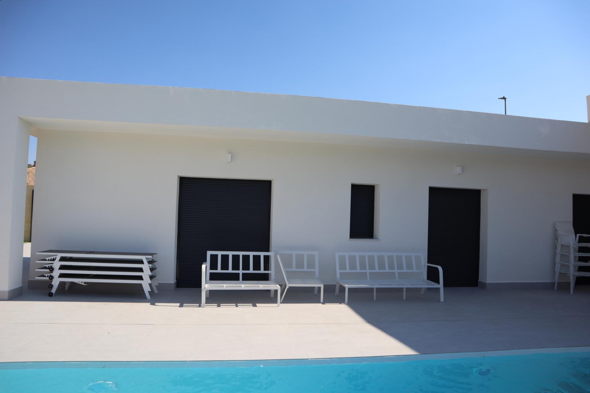 Nieuw te bouwen villa aan Costa Blanca in Medvilla Spanje